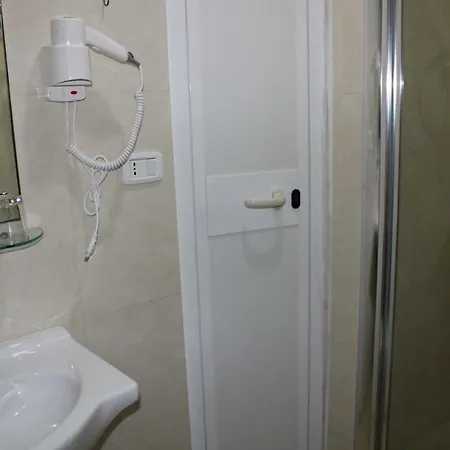 Rome Guest House B&B 로마