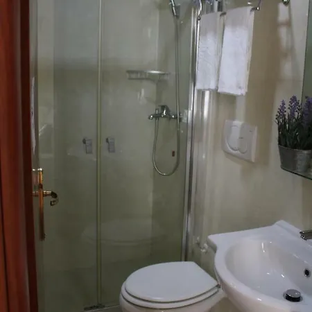 Rome Guest House Panzió